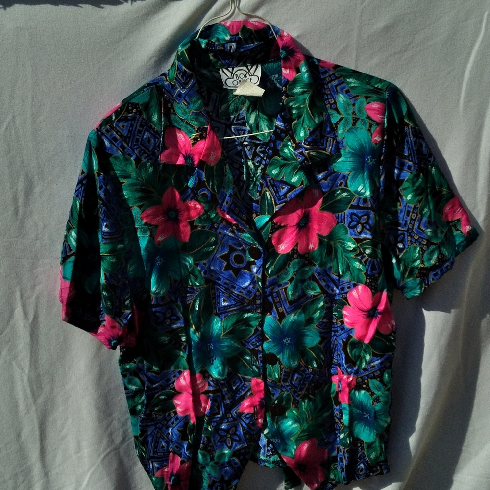 Cute Hawaiian top